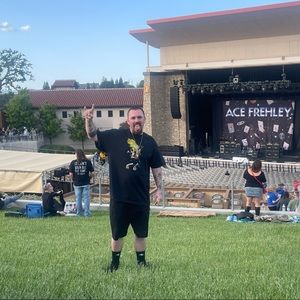 Meet your Posher, Josh